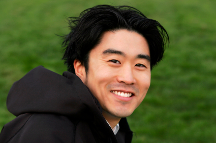 https://speakupforsuccess.com/wp-content/uploads/2011/06/smile-—-young-Asian-man-2926282.jpg